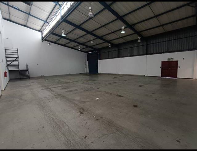 INDUSTRIAL PROPERTY TO RENT IN STRYDOM PARK